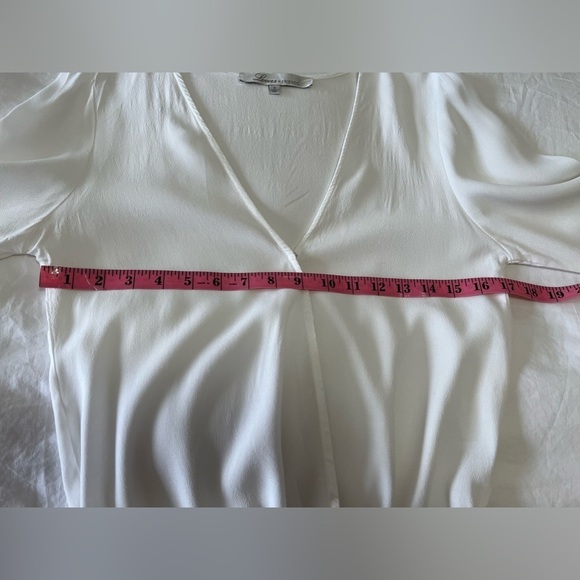 Lovers and Friends Revolve Long Sleeve White Bodysuit Small Surplice Wrap - Picture 5 of 9